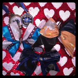 California All Stars cheer bows!! ✨💙